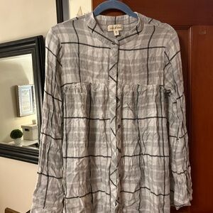 Cloth & Stone Gray Plaid Button-Up Shirt